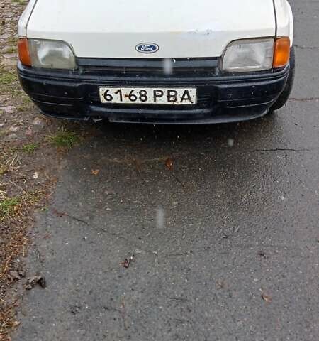 Форд Ескорт, об'ємом двигуна 1.3 л та пробігом 10 тис. км за 750 $, фото 1 на Automoto.ua