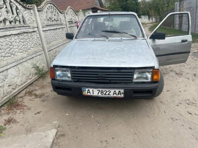 Сірий Форд Ескорт, об'ємом двигуна 1.3 л та пробігом 2 тис. км за 243 $, фото 1 на Automoto.ua