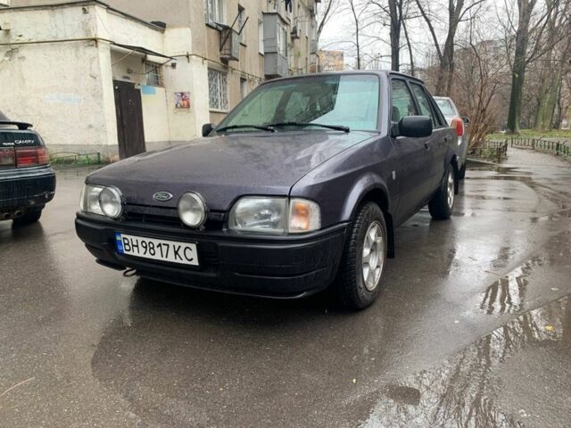 Сірий Форд Ескорт, об'ємом двигуна 1.4 л та пробігом 139 тис. км за 1200 $, фото 1 на Automoto.ua