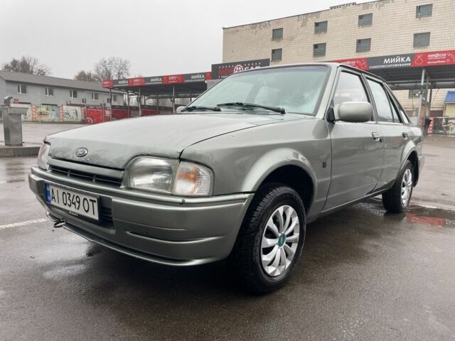 Серый Форд Эскорт, объемом двигателя 1.3 л и пробегом 333 тыс. км за 1000 $, фото 1 на Automoto.ua