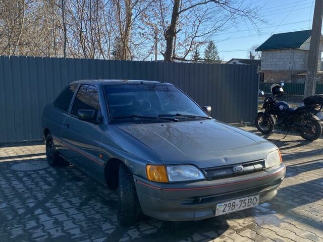 Сірий Форд Ескорт, об'ємом двигуна 1.4 л та пробігом 41 тис. км за 750 $, фото 1 на Automoto.ua