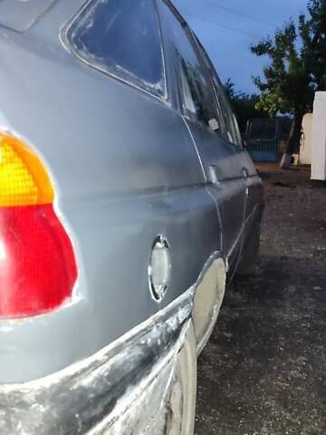 Сірий Форд Ескорт, об'ємом двигуна 1.4 л та пробігом 460 тис. км за 850 $, фото 1 на Automoto.ua