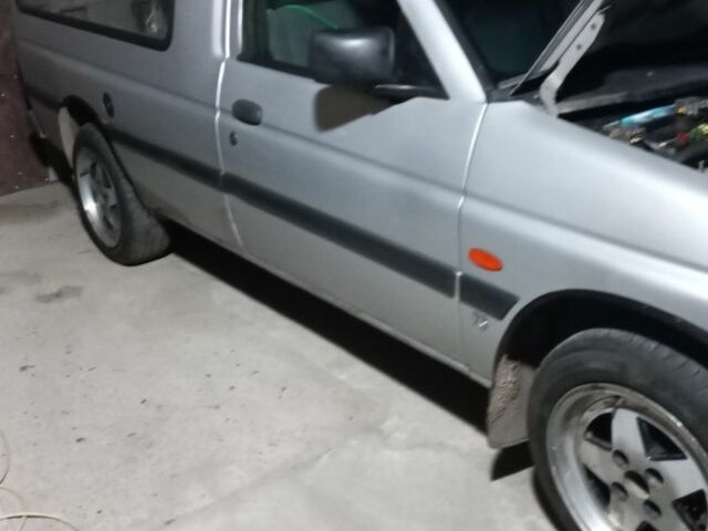 Сірий Форд Ескорт, об'ємом двигуна 0 л та пробігом 300 тис. км за 1700 $, фото 1 на Automoto.ua