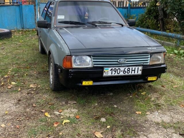 Серый Форд Эскорт, объемом двигателя 0 л и пробегом 10 тыс. км за 600 $, фото 1 на Automoto.ua