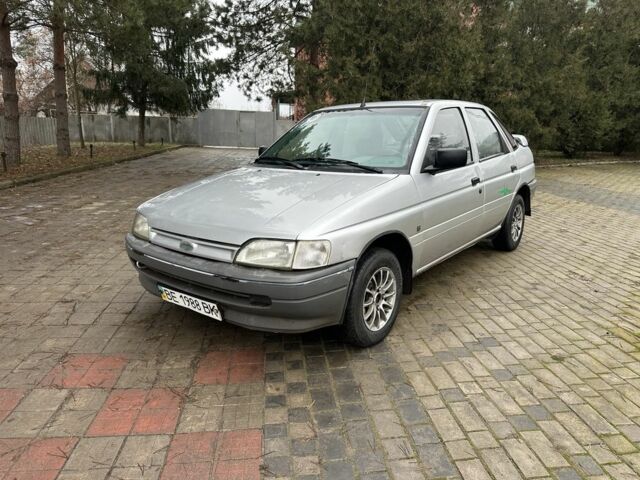 Серый Форд Эскорт, объемом двигателя 1.4 л и пробегом 200 тыс. км за 850 $, фото 1 на Automoto.ua