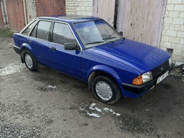 Синий Форд Эскорт, объемом двигателя 1.1 л и пробегом 69 тыс. км за 800 $, фото 1 на Automoto.ua