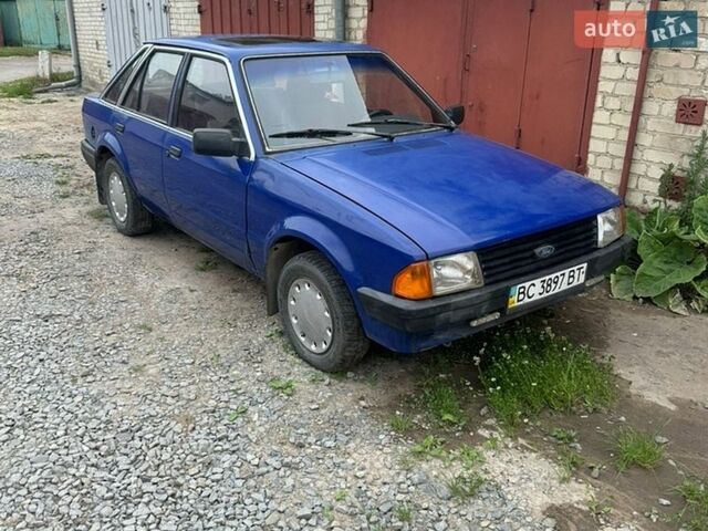 Синий Форд Эскорт, объемом двигателя 1.1 л и пробегом 86 тыс. км за 620 $, фото 1 на Automoto.ua