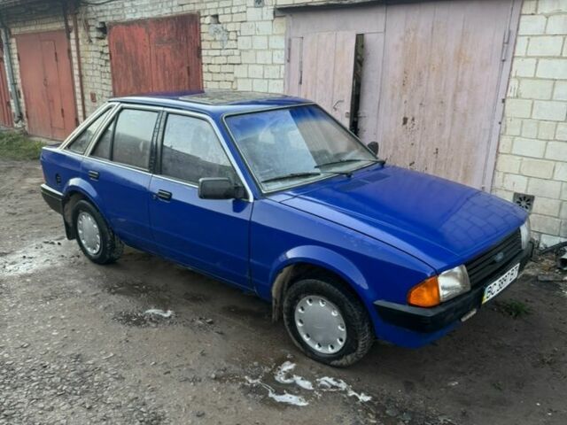 Синий Форд Эскорт, объемом двигателя 1.1 л и пробегом 69 тыс. км за 680 $, фото 1 на Automoto.ua