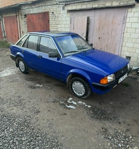 Синий Форд Эскорт, объемом двигателя 1.1 л и пробегом 69 тыс. км за 1100 $, фото 1 на Automoto.ua