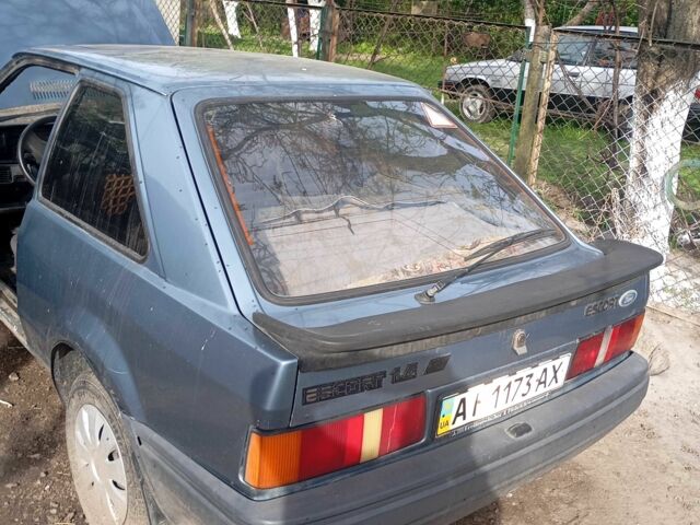 Синій Форд Ескорт, об'ємом двигуна 1.4 л та пробігом 3 тис. км за 594 $, фото 1 на Automoto.ua