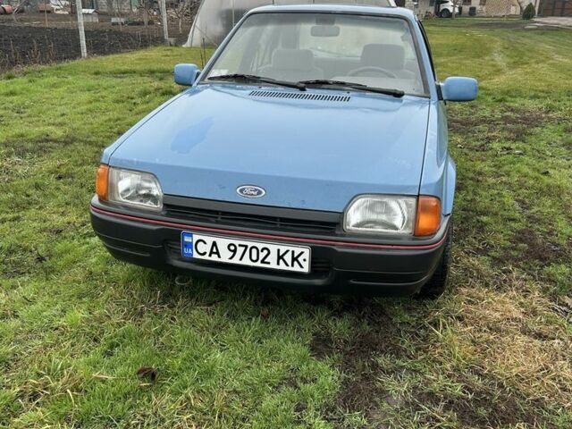 Синий Форд Эскорт, объемом двигателя 1.3 л и пробегом 20 тыс. км за 1200 $, фото 1 на Automoto.ua