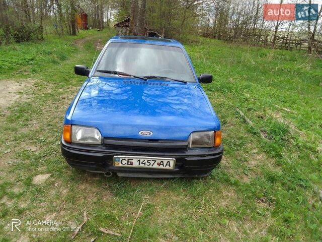 Синий Форд Эскорт, объемом двигателя 0.15 л и пробегом 200 тыс. км за 500 $, фото 1 на Automoto.ua