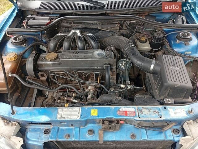 Синій Форд Ескорт, об'ємом двигуна 1.8 л та пробігом 280 тис. км за 1100 $, фото 1 на Automoto.ua