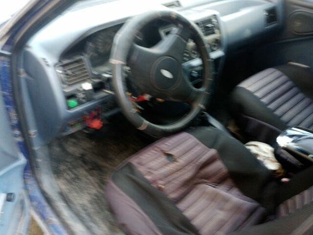 Синий Форд Эскорт, объемом двигателя 1.6 л и пробегом 150 тыс. км за 644 $, фото 1 на Automoto.ua