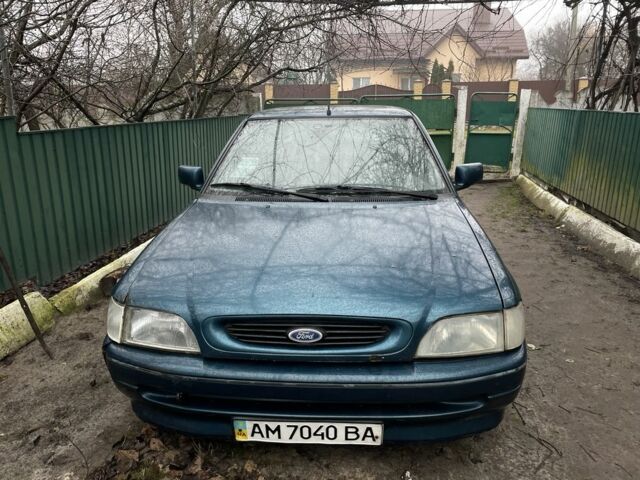 Синий Форд Эскорт, объемом двигателя 1.6 л и пробегом 93 тыс. км за 800 $, фото 1 на Automoto.ua