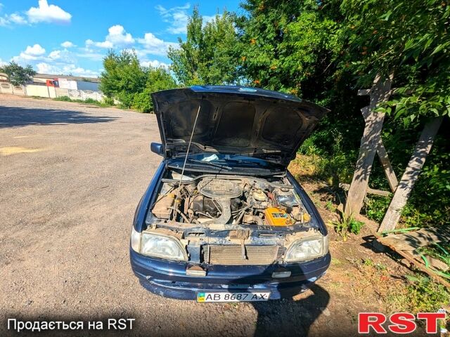 Синій Форд Ескорт, об'ємом двигуна 1.4 л та пробігом 350 тис. км за 800 $, фото 1 на Automoto.ua