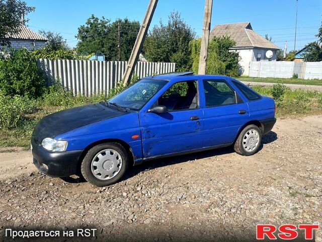 Синій Форд Ескорт, об'ємом двигуна 1.4 л та пробігом 0 тис. км за 700 $, фото 1 на Automoto.ua
