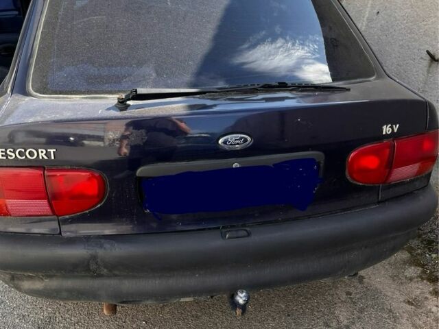 Синій Форд Ескорт, об'ємом двигуна 1.6 л та пробігом 3 тис. км за 850 $, фото 1 на Automoto.ua