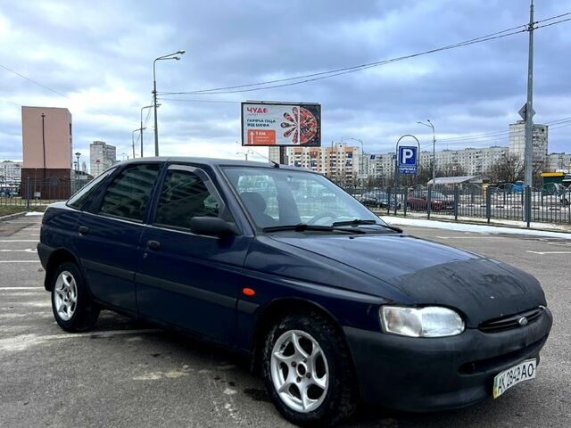 Синій Форд Ескорт, об'ємом двигуна 1.6 л та пробігом 75 тис. км за 1000 $, фото 1 на Automoto.ua
