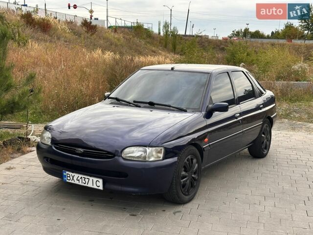 Синій Форд Ескорт, об'ємом двигуна 1.4 л та пробігом 127 тис. км за 1600 $, фото 1 на Automoto.ua