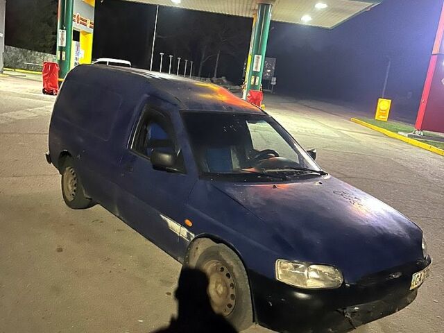 Синий Форд Эскорт, объемом двигателя 1.4 л и пробегом 222 тыс. км за 950 $, фото 1 на Automoto.ua