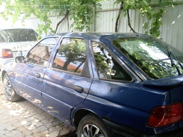 Синий Форд Эскорт, объемом двигателя 0 л и пробегом 3 тыс. км за 476 $, фото 1 на Automoto.ua