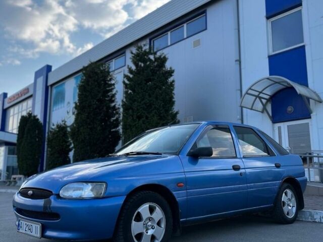 Синій Форд Ескорт, об'ємом двигуна 1.3 л та пробігом 248 тис. км за 1200 $, фото 1 на Automoto.ua