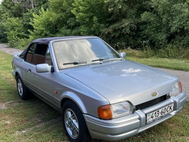 Синій Форд Ескорт, об'ємом двигуна 1.6 л та пробігом 107 тис. км за 2999 $, фото 1 на Automoto.ua