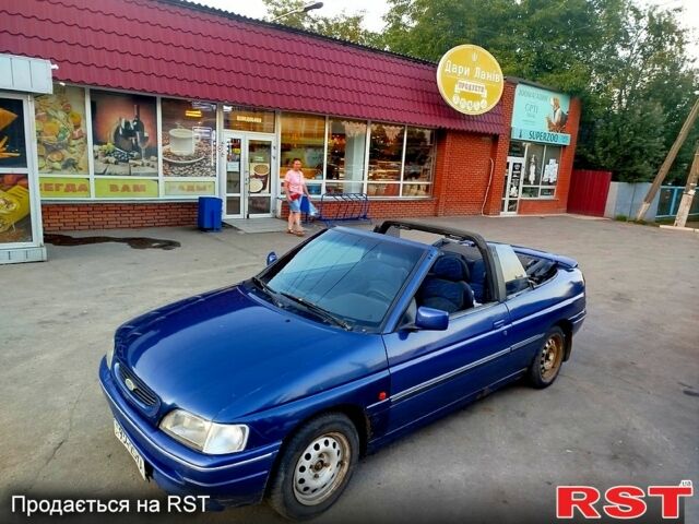 Синий Форд Эскорт, объемом двигателя 1.6 л и пробегом 87 тыс. км за 1450 $, фото 1 на Automoto.ua