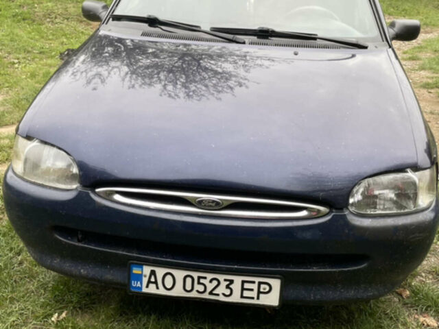 Синій Форд Ескорт, об'ємом двигуна 1.4 л та пробігом 213 тис. км за 1900 $, фото 1 на Automoto.ua