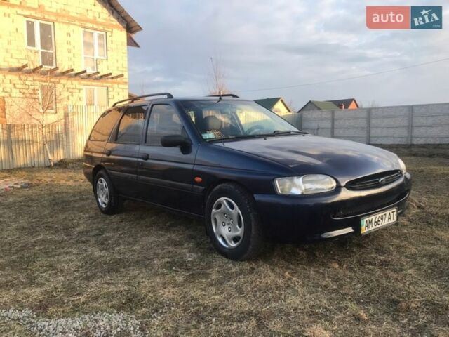 Синий Форд Эскорт, объемом двигателя 1.4 л и пробегом 177 тыс. км за 1500 $, фото 1 на Automoto.ua