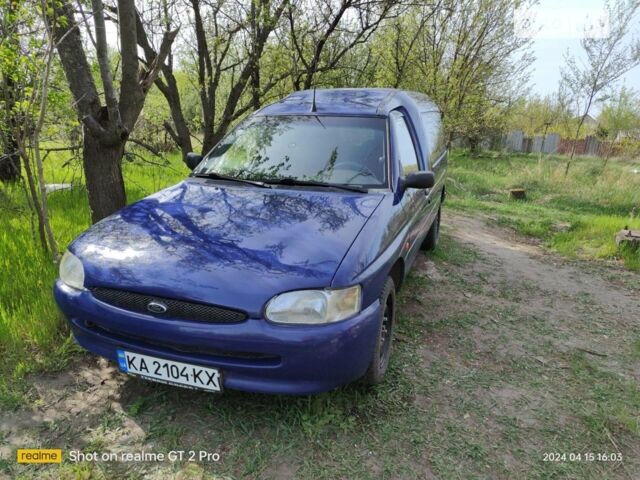 Синій Форд Ескорт, об'ємом двигуна 1.8 л та пробігом 200 тис. км за 1850 $, фото 1 на Automoto.ua