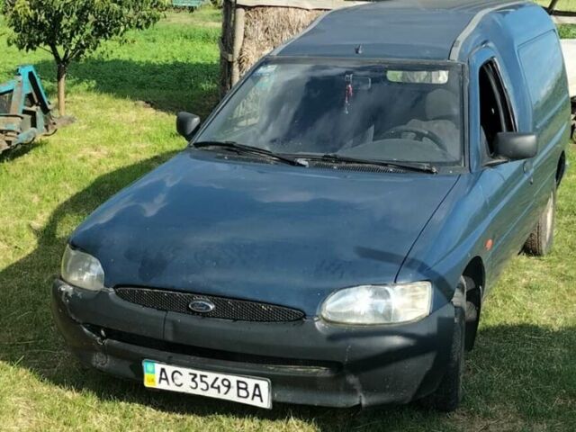 Синий Форд Эскорт, объемом двигателя 1.8 л и пробегом 380 тыс. км за 500 $, фото 1 на Automoto.ua