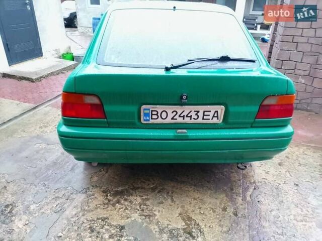 Зелений Форд Ескорт, об'ємом двигуна 1.3 л та пробігом 300 тис. км за 800 $, фото 1 на Automoto.ua