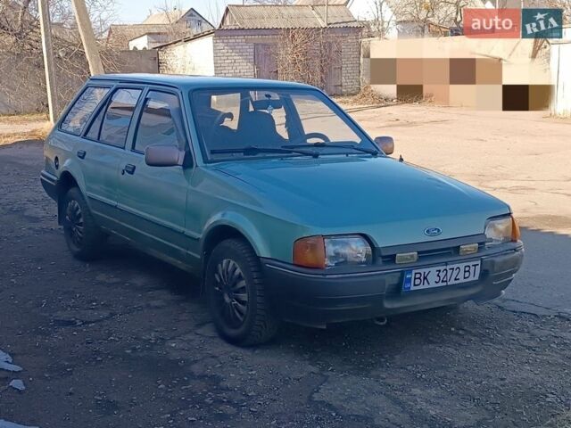 Зелений Форд Ескорт, об'ємом двигуна 1.6 л та пробігом 251 тис. км за 1150 $, фото 1 на Automoto.ua
