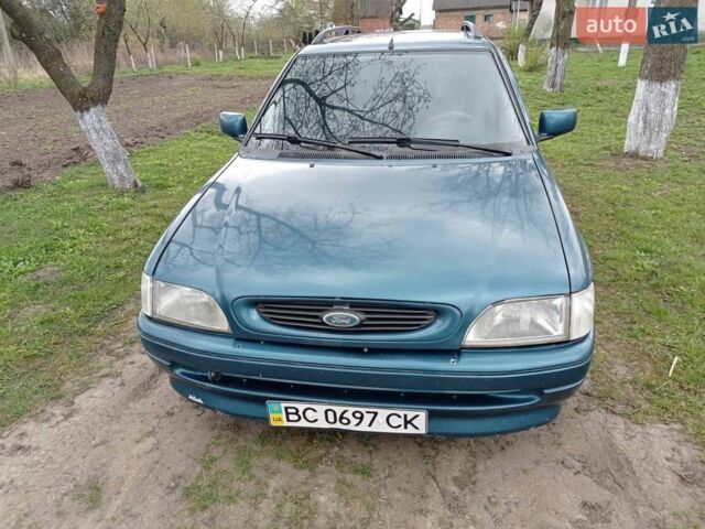 Зелений Форд Ескорт, об'ємом двигуна 1.8 л та пробігом 300 тис. км за 1500 $, фото 1 на Automoto.ua