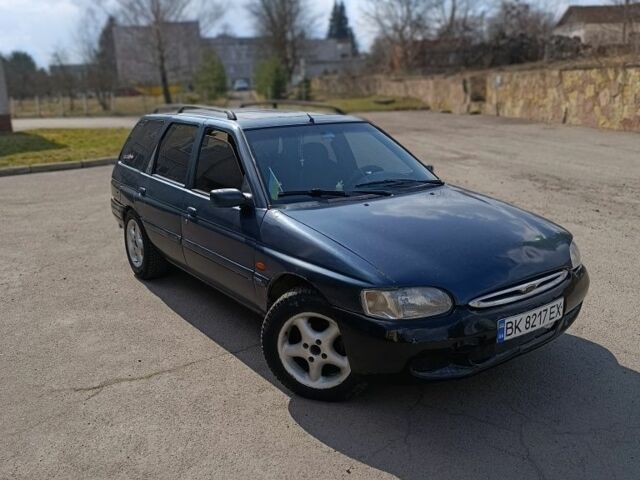 Зелений Форд Ескорт, об'ємом двигуна 0 л та пробігом 1 тис. км за 1300 $, фото 1 на Automoto.ua