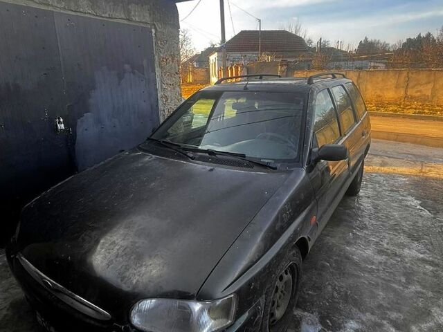 Зелений Форд Ескорт, об'ємом двигуна 1.9 л та пробігом 0 тис. км за 850 $, фото 1 на Automoto.ua