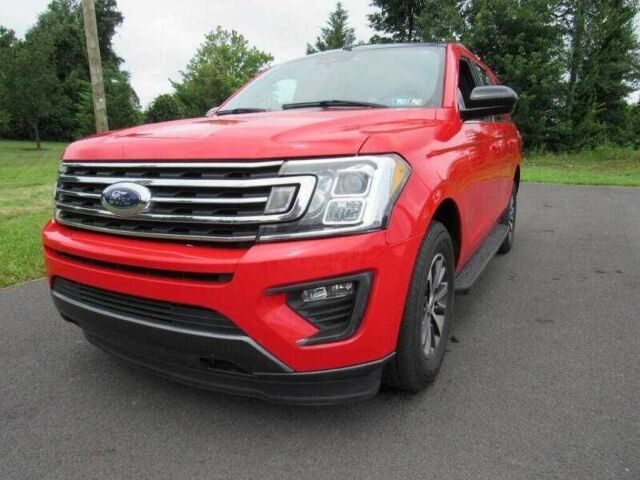 Красный Форд Экспедиция, объемом двигателя 3.5 л и пробегом 32 тыс. км за 5700 $, фото 1 на Automoto.ua