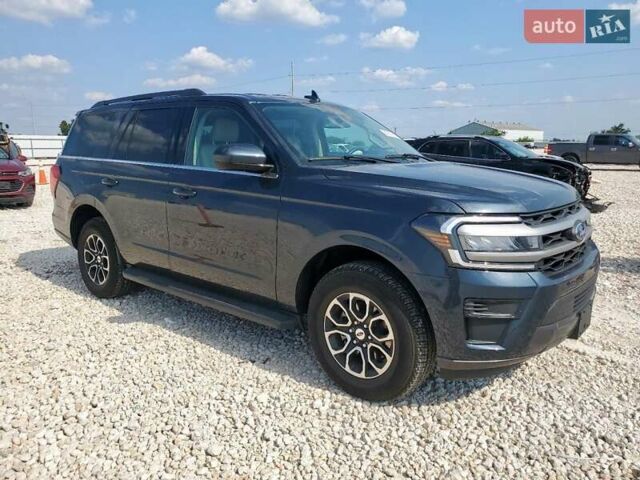 Серый Форд Экспедиция, объемом двигателя 3.5 л и пробегом 16 тыс. км за 37000 $, фото 1 на Automoto.ua