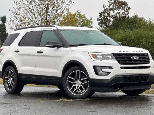 Белый Форд Эксплорер, объемом двигателя 3.5 л и пробегом 62 тыс. км за 4000 $, фото 1 на Automoto.ua