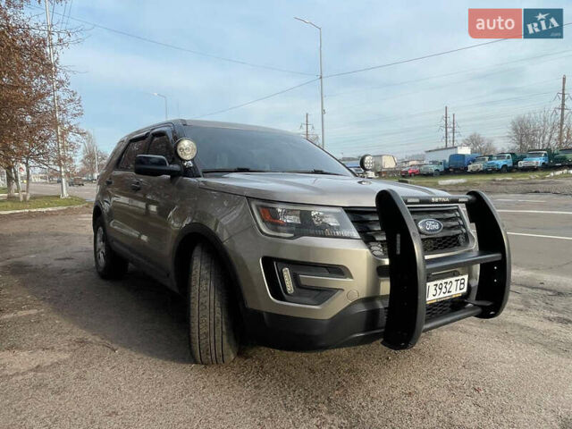 Бежевый Форд Эксплорер, объемом двигателя 3.7 л и пробегом 219 тыс. км за 22000 $, фото 1 на Automoto.ua
