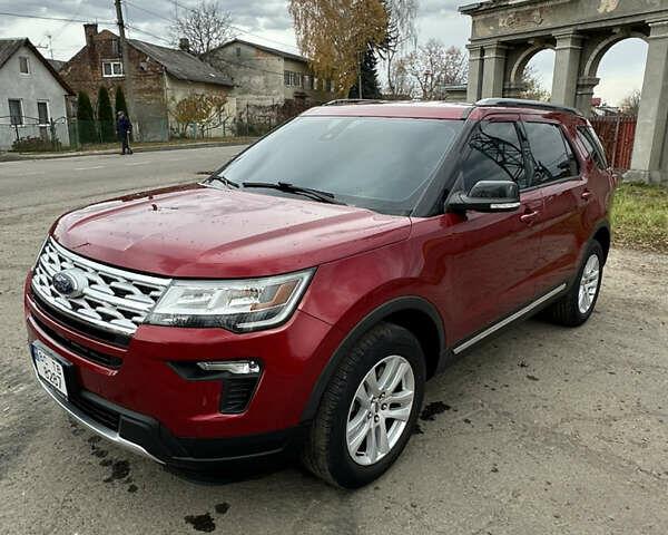 Красный Форд Эксплорер, объемом двигателя 2.26 л и пробегом 64 тыс. км за 21900 $, фото 1 на Automoto.ua