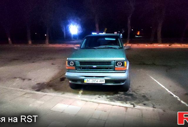 Форд Эксплорер, объемом двигателя 4 л и пробегом 272 тыс. км за 5500 $, фото 1 на Automoto.ua