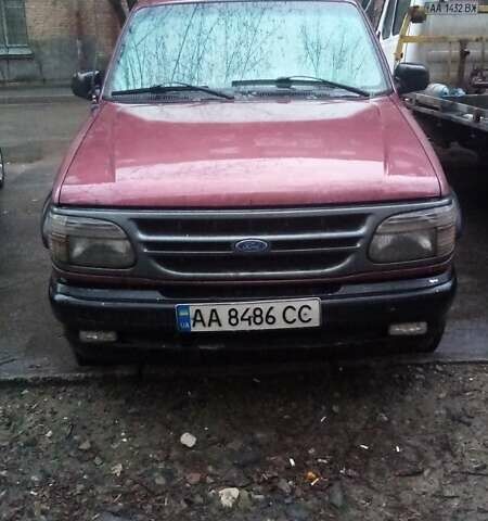Форд Эксплорер, объемом двигателя 2.4 л и пробегом 300 тыс. км за 2800 $, фото 1 на Automoto.ua