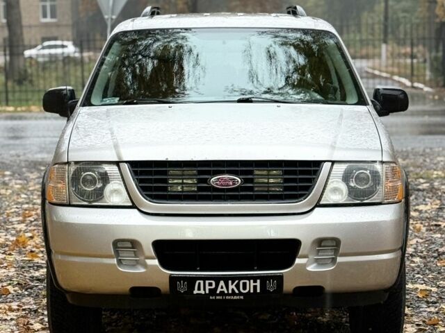 Серый Форд Эксплорер, объемом двигателя 4 л и пробегом 3 тыс. км за 9900 $, фото 1 на Automoto.ua