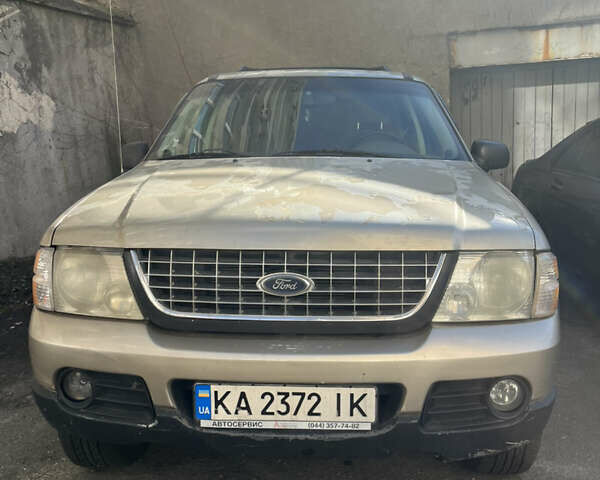 Форд Эксплорер 2003 в Киеве на Automoto.ua Серый Форд Эксплорер, объемом двигателя 4 л и пробегом 220 тыс. км за 13000 $, фото 1 на Automoto.ua