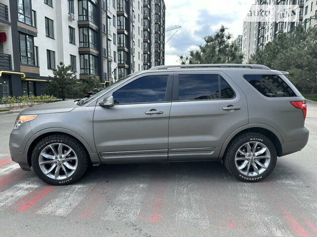 Сірий Форд Експлорер, об'ємом двигуна 3.5 л та пробігом 180 тис. км за 14500 $, фото 1 на Automoto.ua