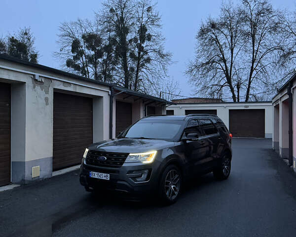 Серый Форд Эксплорер, объемом двигателя 3.5 л и пробегом 180 тыс. км за 17500 $, фото 1 на Automoto.ua