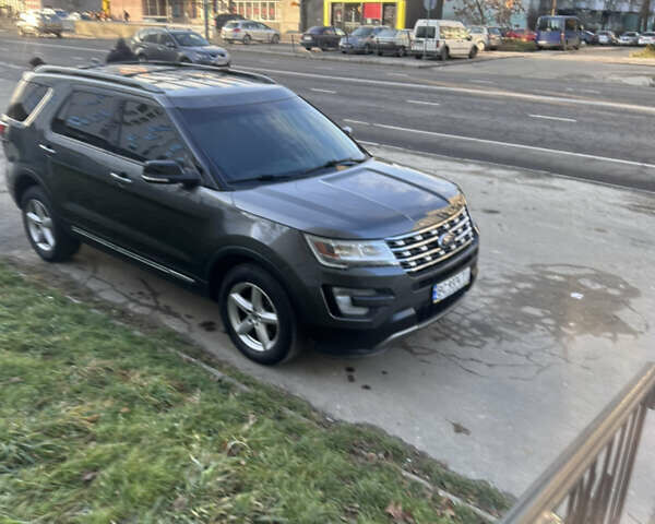Сірий Форд Експлорер, об'ємом двигуна 2.26 л та пробігом 167 тис. км за 16500 $, фото 1 на Automoto.ua